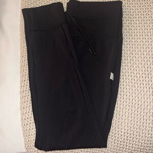 Vuori daily leggings